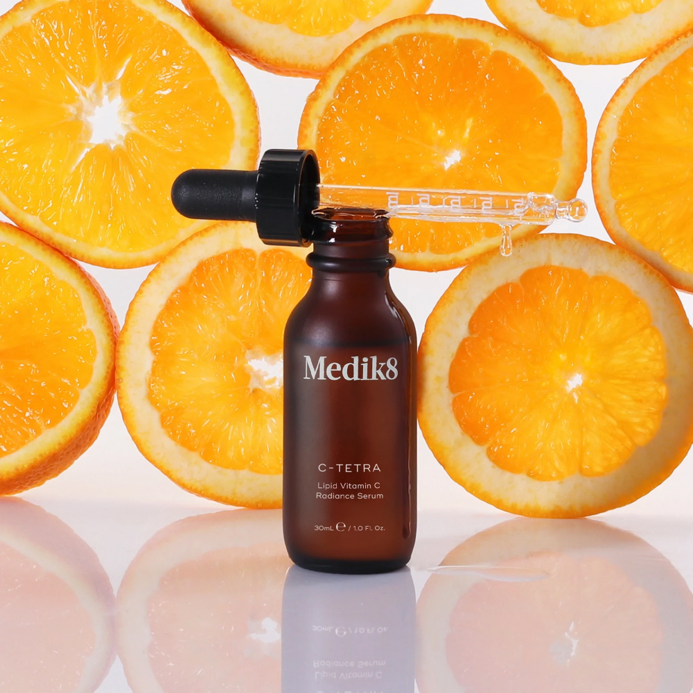 Антиоксидантна сироватка з вітаміном С - Medik8 C-Tetra Serum фото 5