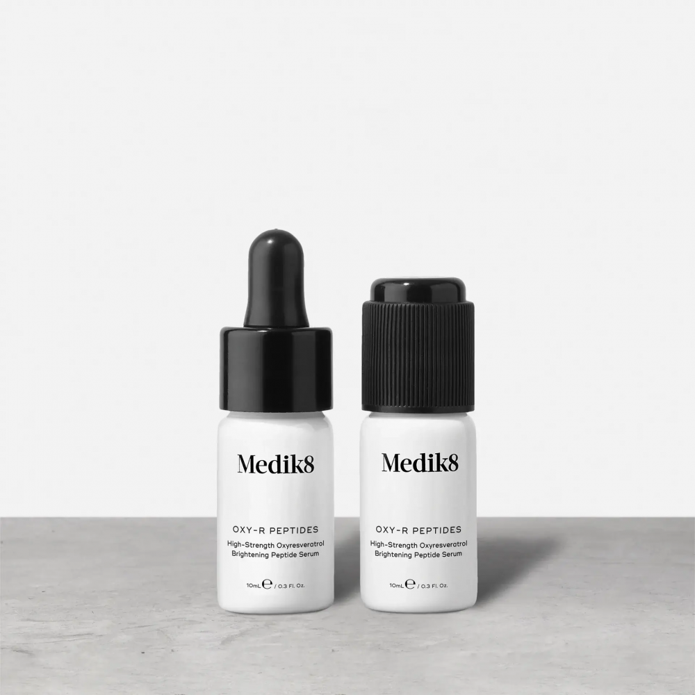 Освітлююча пептидна сироватка - Medik8 Oxy-R Peptides фото 2