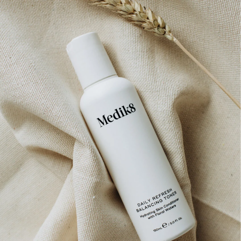 Освіжаючий, вирівнюючий баланс шкіри тонік - Medik8 Daily refresh balancing toner фото 4