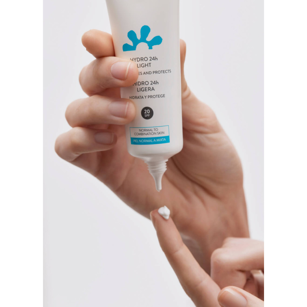 Легкий крем для лица "24 часа увлажнения" с SPF20 - Babe Laboratorios Hydro 24h Light Texture SPF 20 Cream фото 3