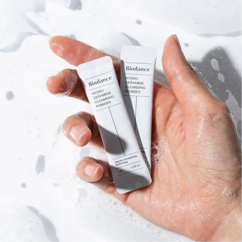Зволожуюча ензимна пудра для обличчя - Biodance Hydro Ceramide Cleansing Powder фото 4