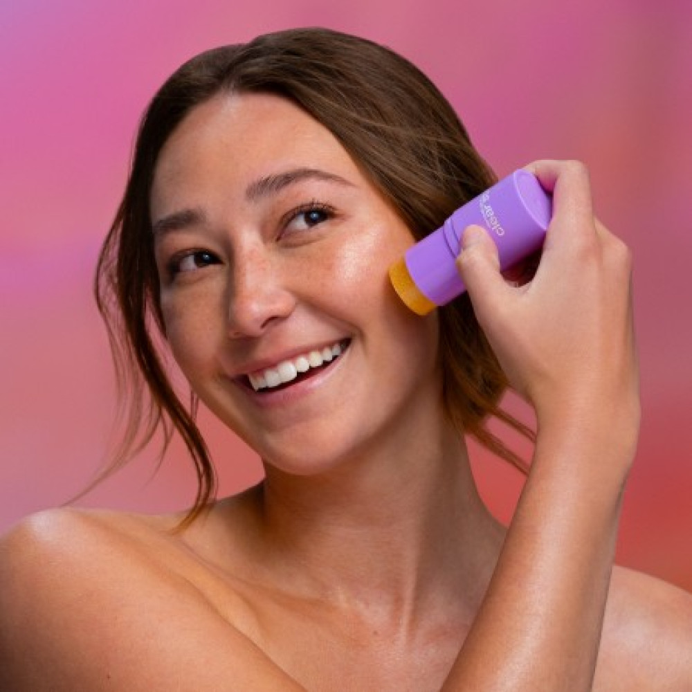 Сонцезахисний зволожуючий стік із ефектом сяйва SPF30 - Dermalogica Golden Hour Hydrating Stick SPF30 фото 2