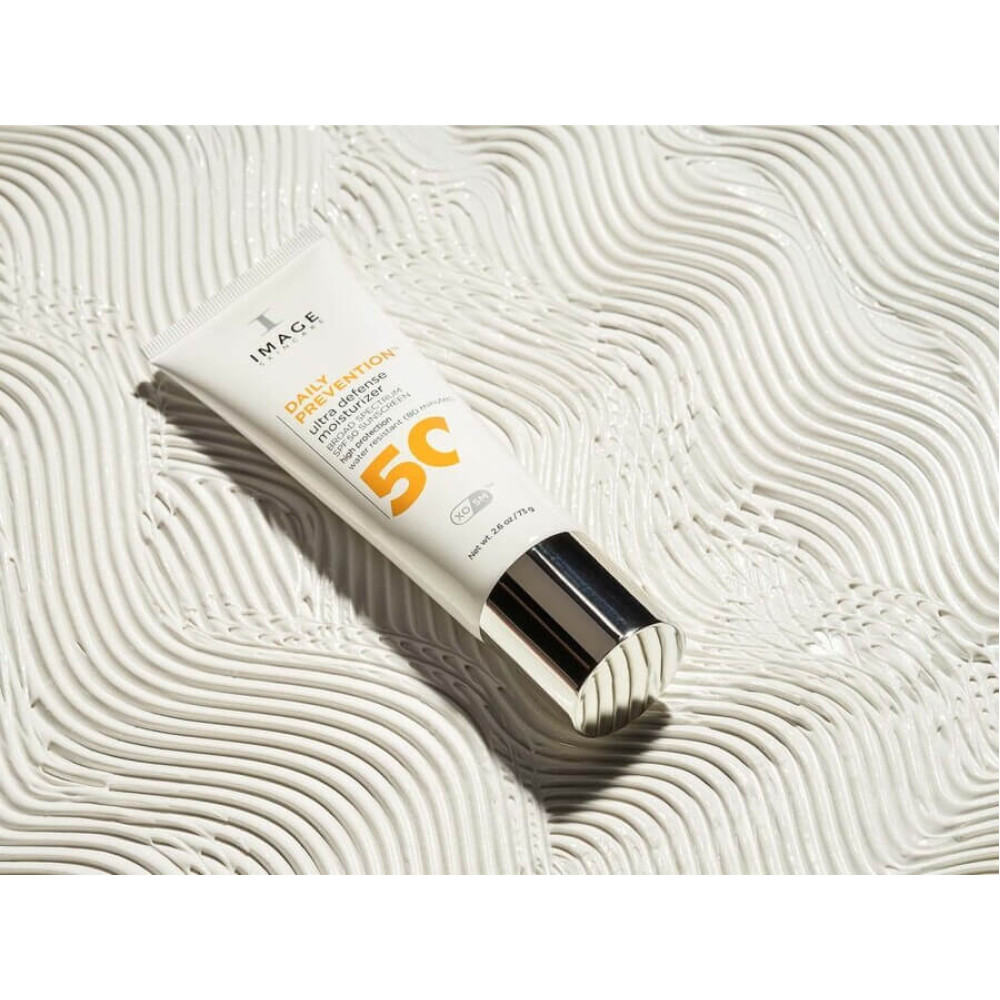 Увлажняющий крем с высоким уровнем защиты SPF 50 - Image Skincare Daily Prevention Ultra Defense Moisturizer SPF 50 фото 2