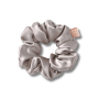 Об'ємна резинка для волосся сіро-бежева - MON MOU Silk Large Scrunchie Taupe - Фото 1