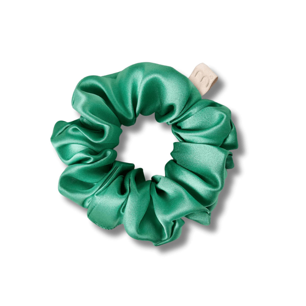 Об'ємна резинка для волосся зелена - MON MOU Silk Large Scrunchie Green - Фото 1