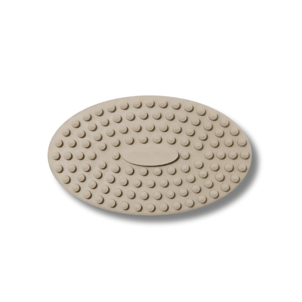 Силіконова щіточка для тіла сіро-бежева - MON MOU Soft Body Brush Taupe - Фото 1