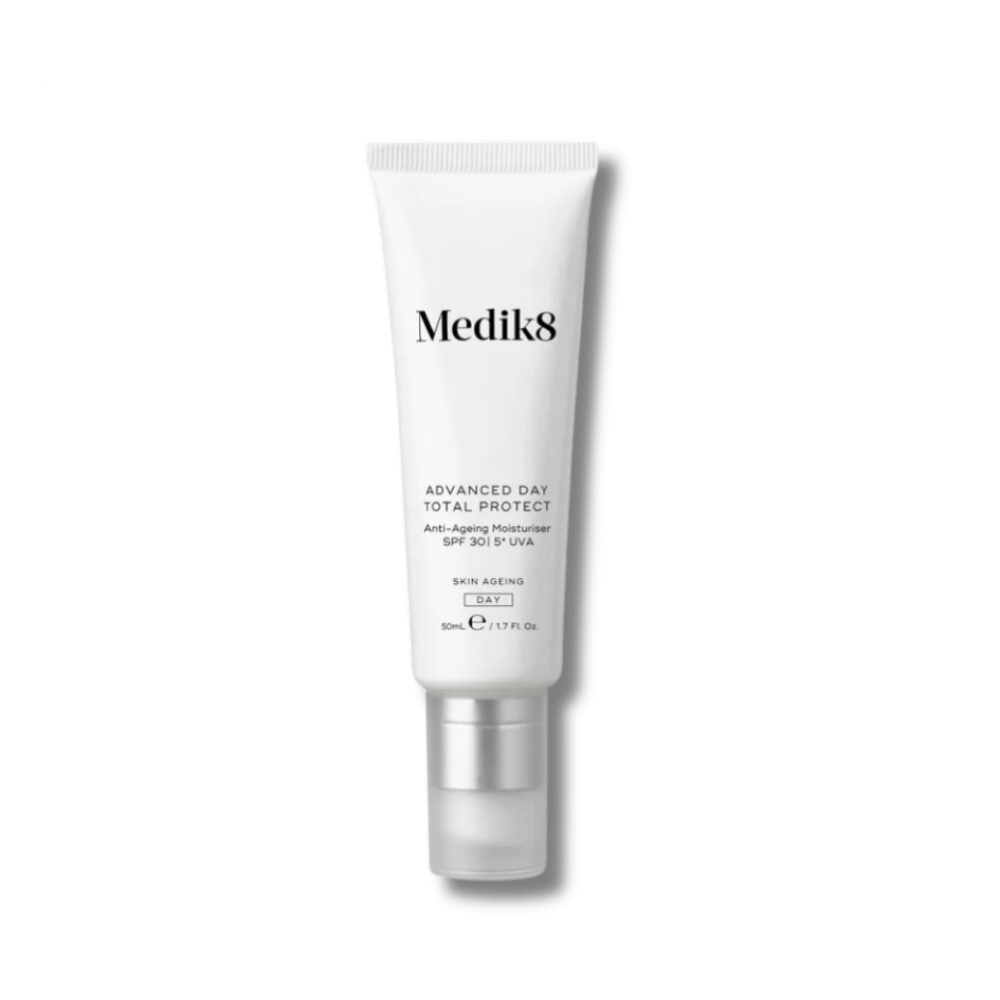 Денний зволожуючий крем з SPF30 - Medik8 Advanced day total protect - Фото 1