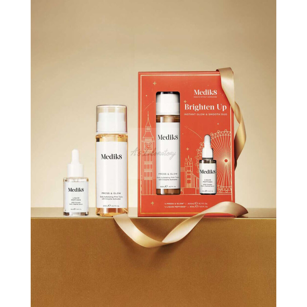 Лімітований новорічний набір - Medik8 Brighten Up Instant Glow and Smooth Duo Kit фото 2