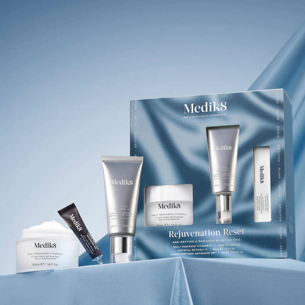 Набор для поддержания молодости и естественного сияния кожи - Medik8 Rejuvenation Reset Kit фото 2