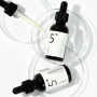 Освітлююча вітамінна сироватка для обличчя - Numbuzin No.5+ Glutathione Vitamin Concentrated Serum - Фото 2