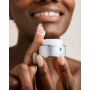 Питательный скраб для губ - iS Clinical Lip Polish - Фото 3