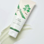 Заспокійлива очищуюча пінка з морським полином - Round Lab Mugwort Calming Cleanser - Фото 4