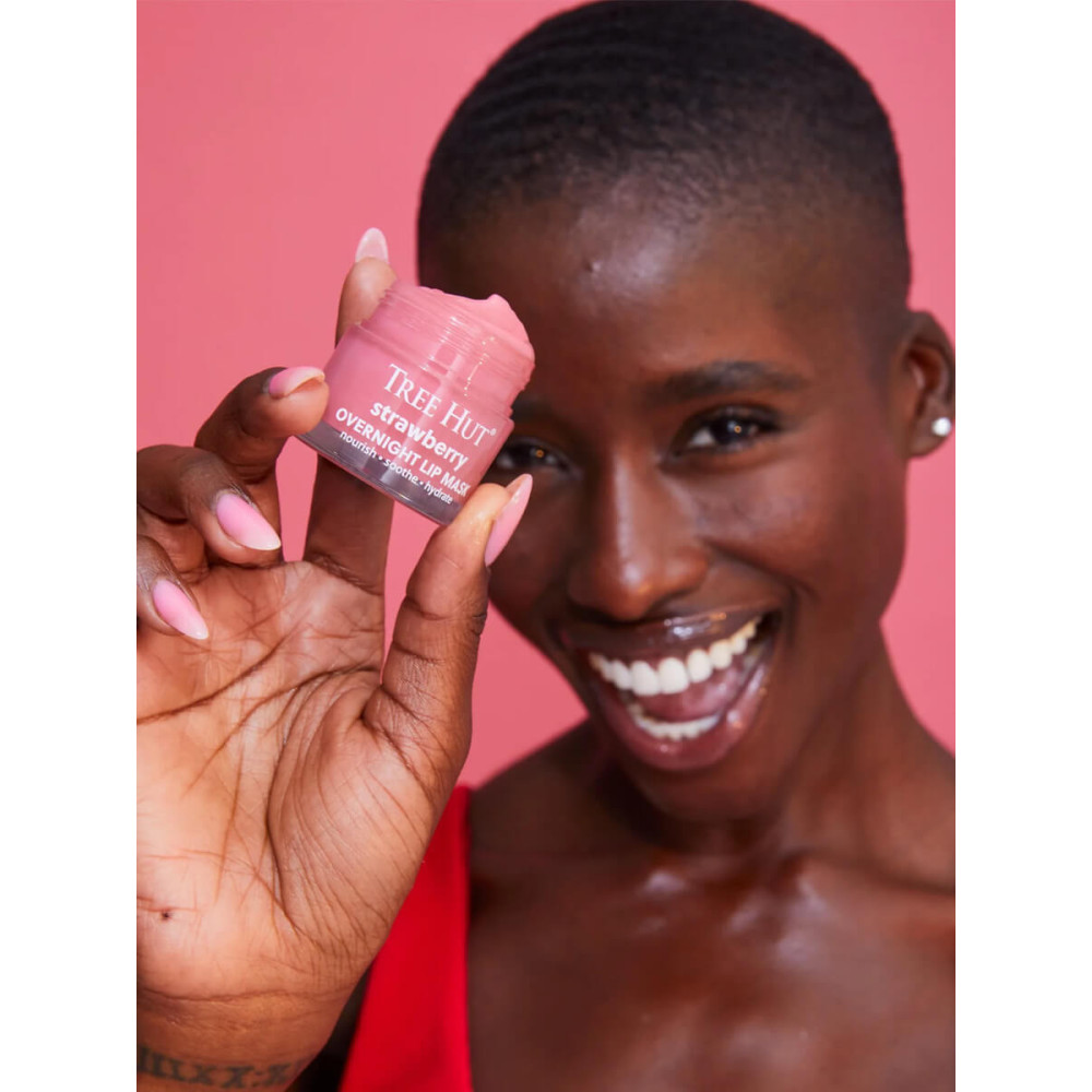Ночная маска для губ - Tree Hut Strawberry Overnight Lip Mask фото 4