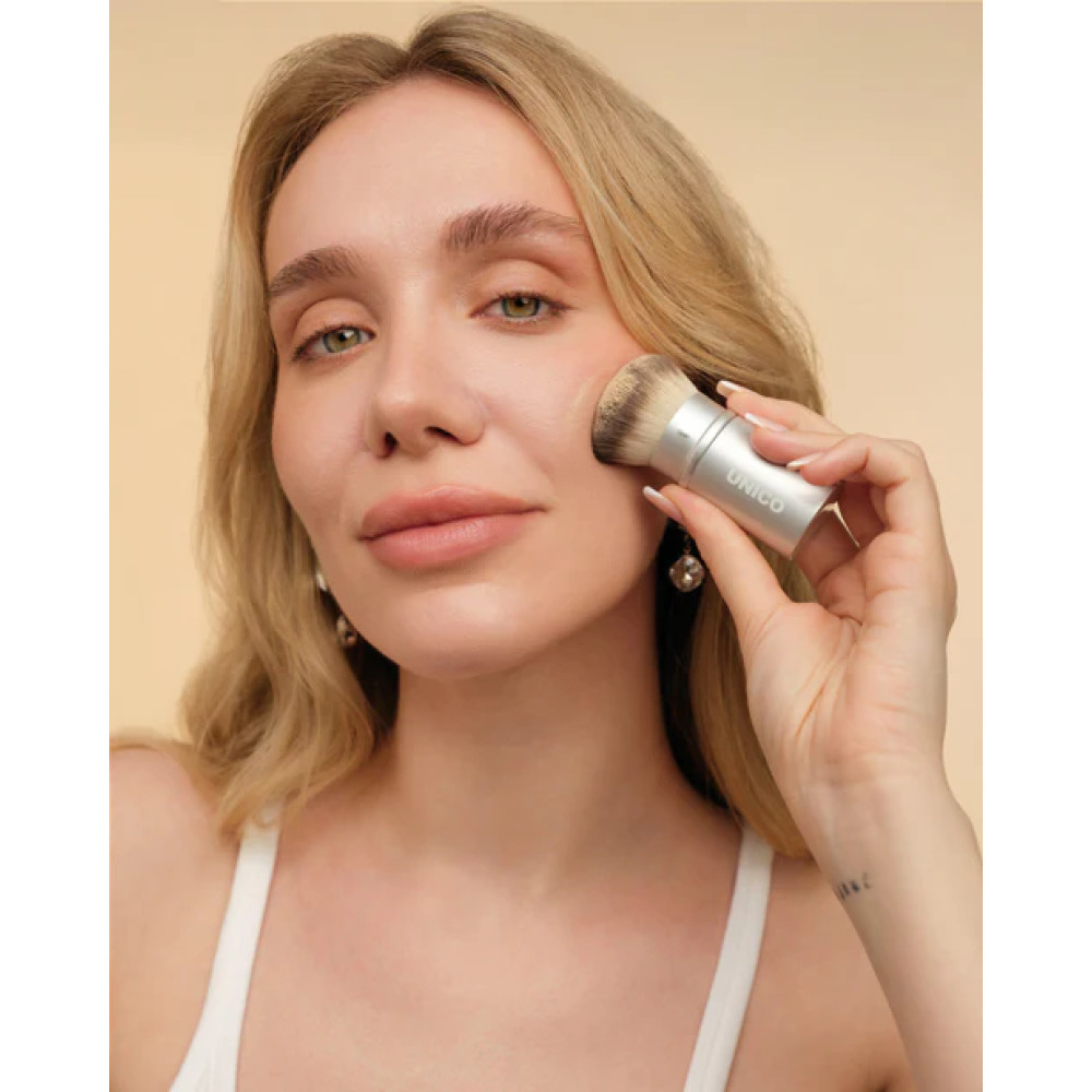 Бежева фінішна пудра для обличчя - UNICO Setting & Finishing Powder Eclair фото 2