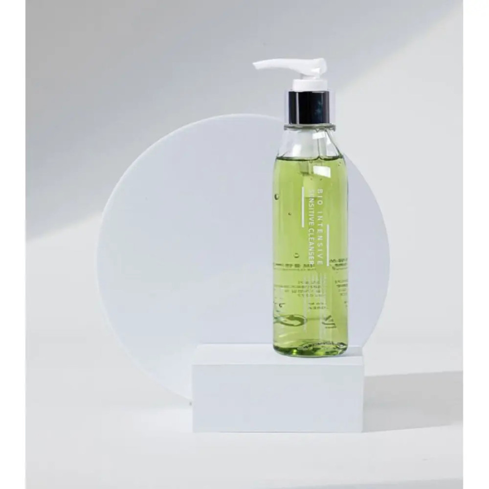 Гель для умывания чувствительной и проблемной кожи - Usolab Bio Intensive Sensitive Cleanser фото 2