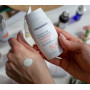 Мінеральний матуючий флюїд для жирної шкіри SPF 50+ - Mesoestetic Mineral matt antiaging fluid SPF 50+ - Фото 3