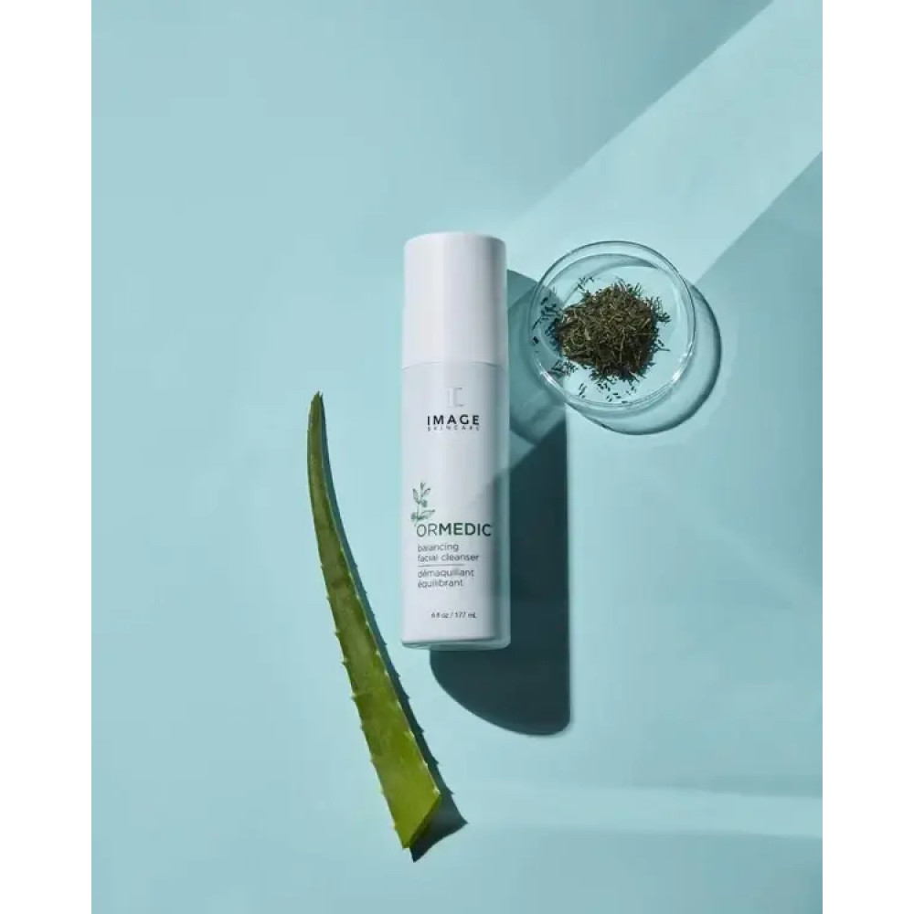 Очищаючий гель з алое - Image Skincare Ormedic Balancing Facial Cleanser фото 2