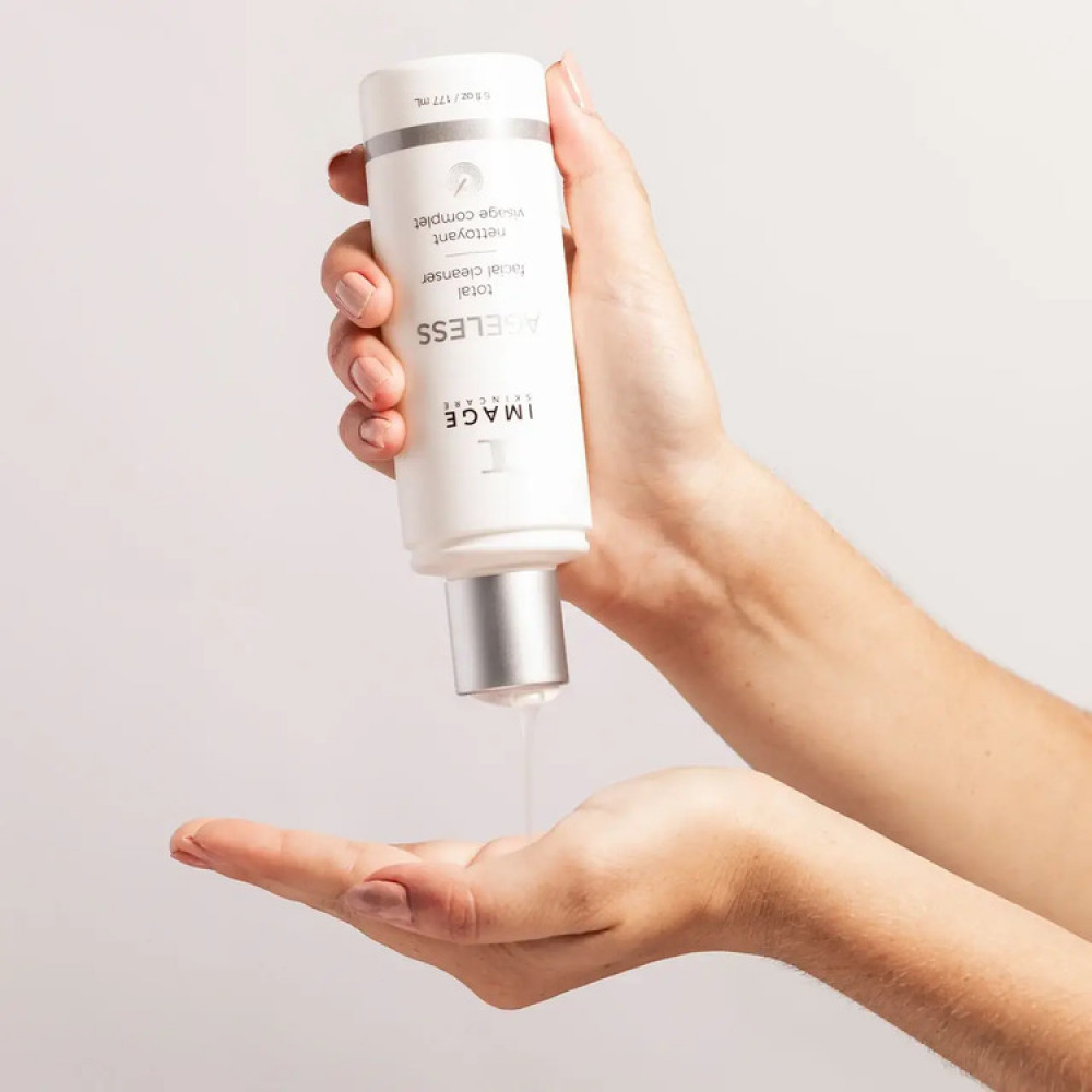 Очищающий гель с АНА - Image Skincare Ageless Total Facial Cleanser фото 2