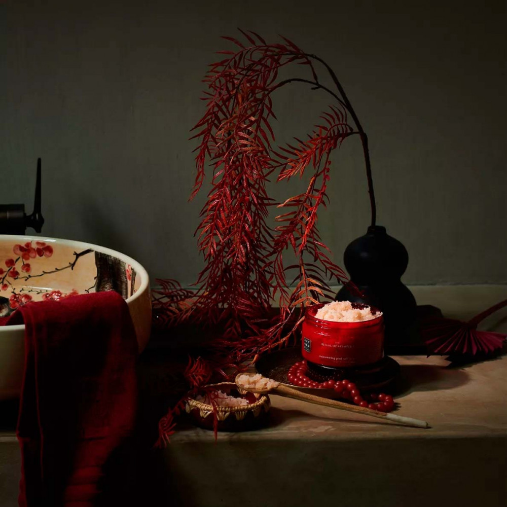 Скраб для тіла - Rituals The Ritual of Ayurveda Body Scrub фото 4