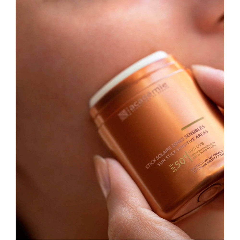 Защитный карандаш для чувствительных зон SPF 50 - Academie Sun Stick Sensitive Areas фото 2