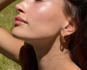 Silky Glow – намек на мягкость и сияние, которых можно достичь с помощью правильного ухода