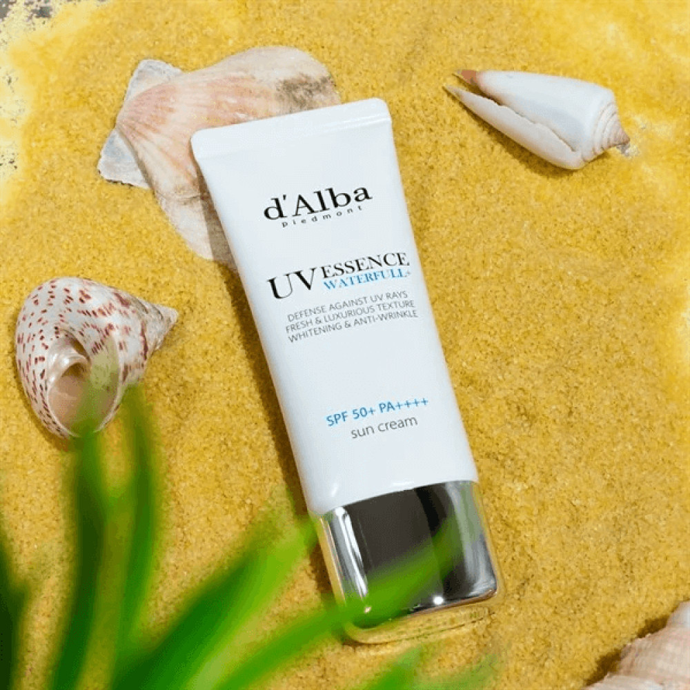 Солнцезащитная эссенция-крем - D'Alba Waterfull Essence Sun Cream фото 3